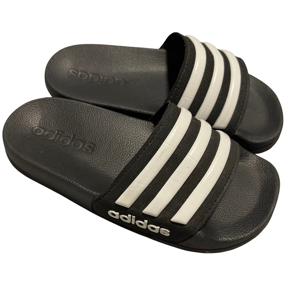 Kids Adidas Adilette Shower‎ Slides Black White Athletic Sandals Size 11K Gym
